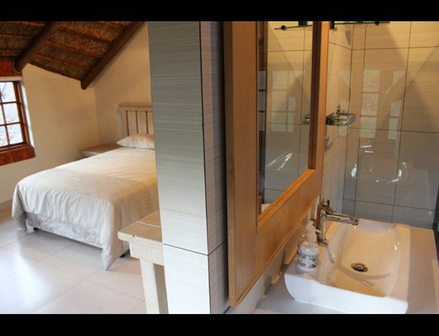 4 BEDROOM HOUSE FOR SALE IN LAKELAND ESTATE